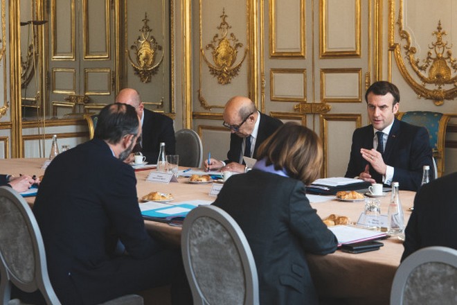 La France s&rsquo;interroge sur géo-localiser les mobiles pour contrer le Coronavirus