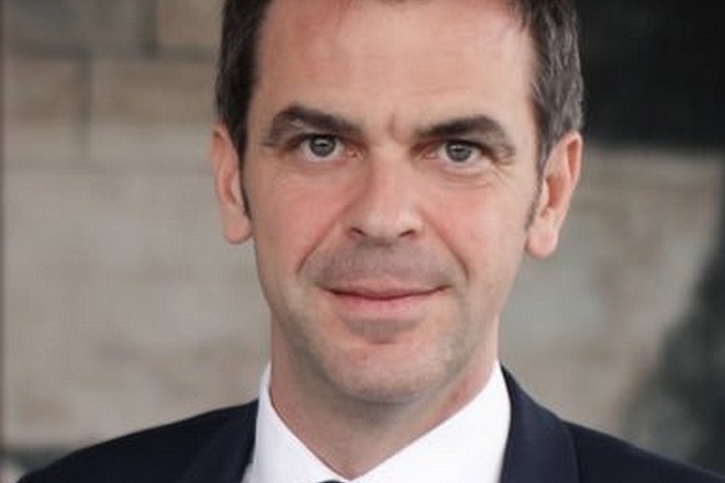 Le ministre de la santé n&rsquo;est pas convaincu par géo-localiser les malades du Covid-19